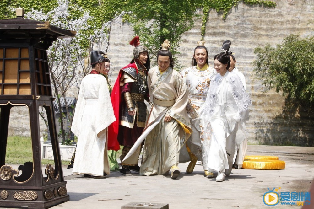 郑爽《武则天秘史》剧照
 郑爽高清写真_郑爽高清剧照