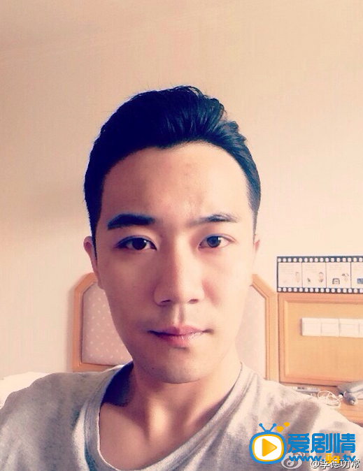 李德功常生活照
 李德功常高清写真_李德功常高清剧照