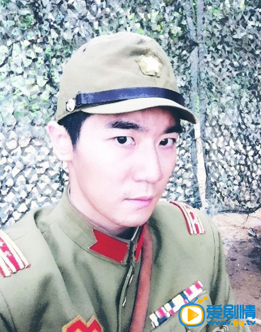 李德功常生活照
 李德功常高清写真_李德功常高清剧照