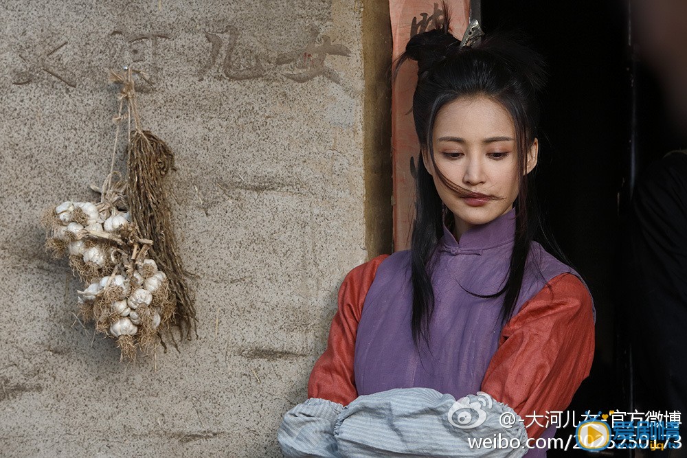 张歆艺《大河儿女》剧照
 张歆艺高清写真_张歆艺高清剧照