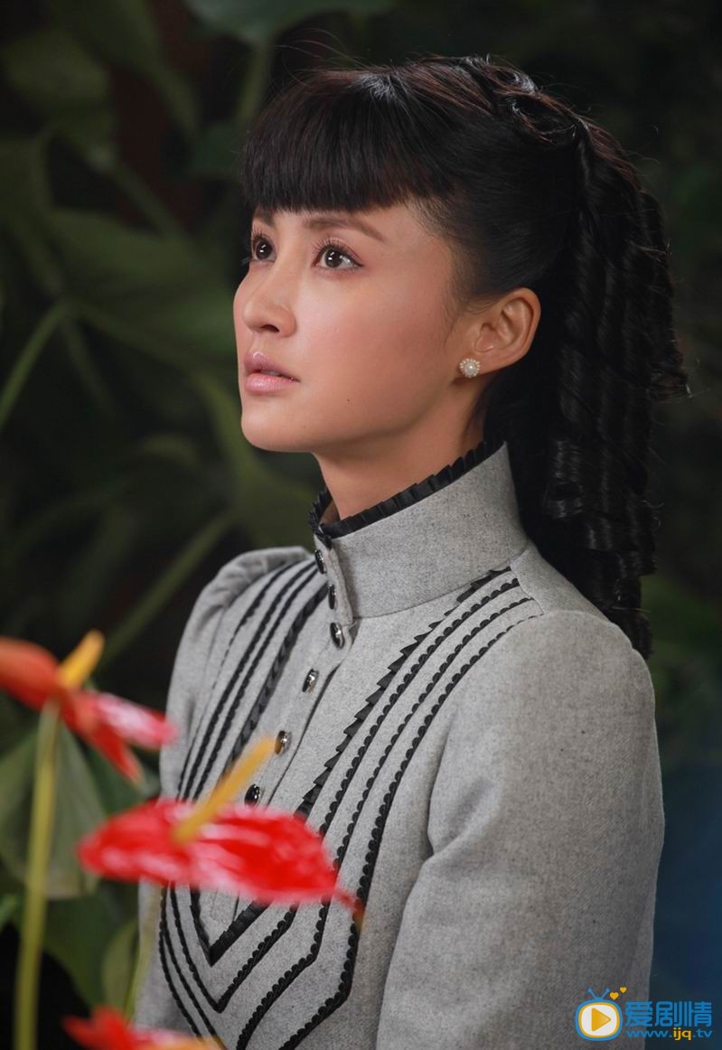 张歆艺《大宅门》剧照
 张歆艺高清写真_张歆艺高清剧照