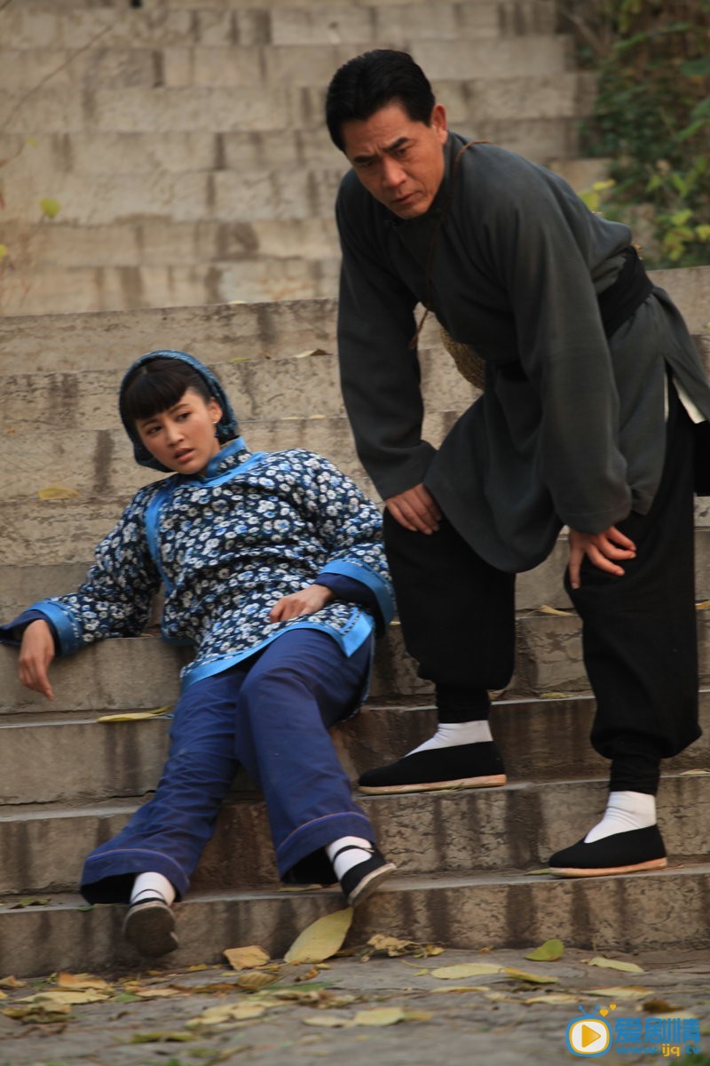 张歆艺《大宅门》剧照
 张歆艺高清写真_张歆艺高清剧照