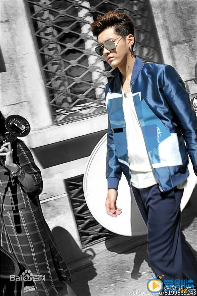 吴亦凡机场抓拍
 吴亦凡高清写真_吴亦凡高清剧照
