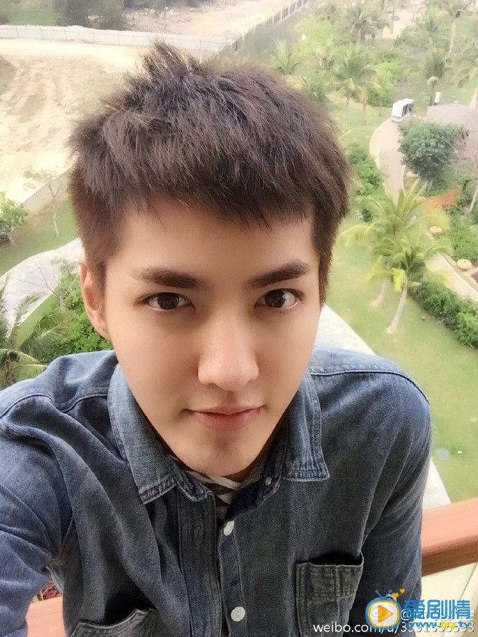 吴亦凡生活照
 吴亦凡高清写真_吴亦凡高清剧照
