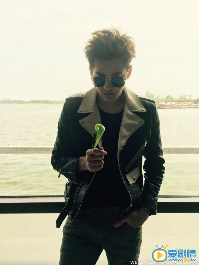 吴亦凡生活照
 吴亦凡高清写真_吴亦凡高清剧照