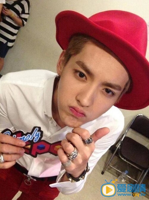 吴亦凡生活照
 吴亦凡高清写真_吴亦凡高清剧照