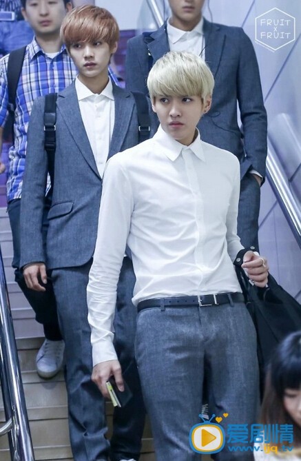 吴亦凡机场抓拍
 吴亦凡高清写真_吴亦凡高清剧照