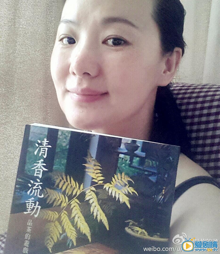 咏梅生活照
 咏梅高清写真_咏梅高清剧照