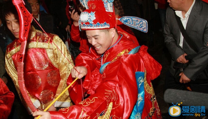 王小虎结婚照
 王小虎高清写真_王小虎高清剧照