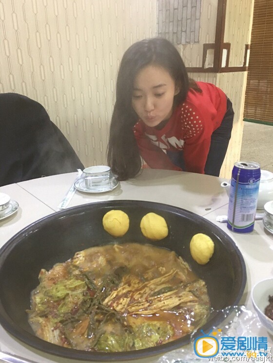 江铠同生活照
 江铠同高清写真_江铠同高清剧照