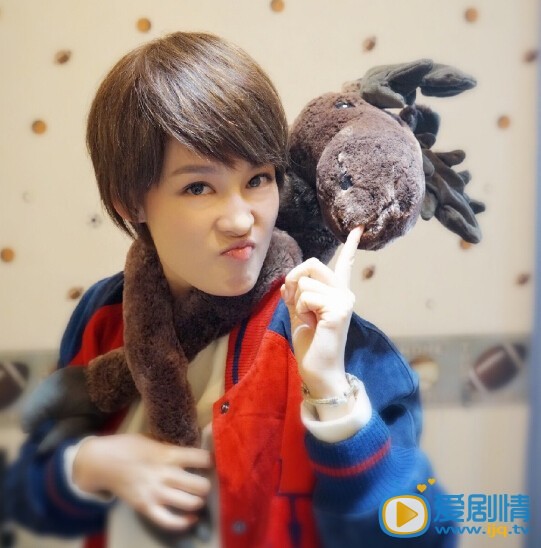 李沁生活照
 李沁高清写真_李沁高清剧照