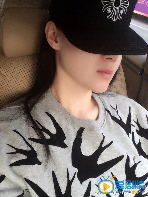 关婷娜生活照
 关婷娜高清写真_关婷娜高清剧照