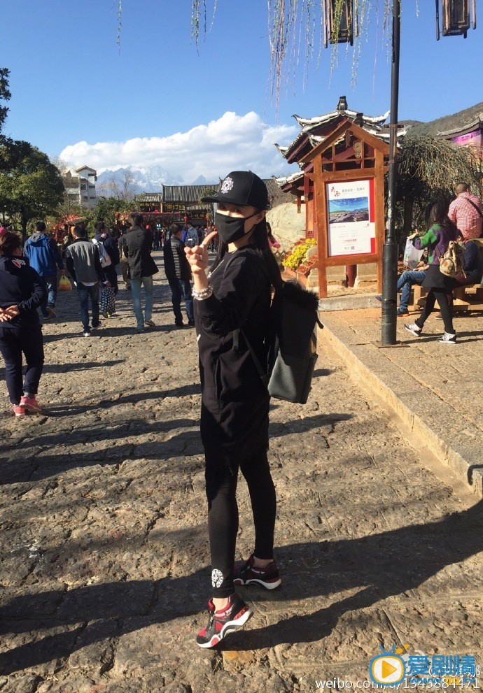 关婷娜生活照
 关婷娜高清写真_关婷娜高清剧照