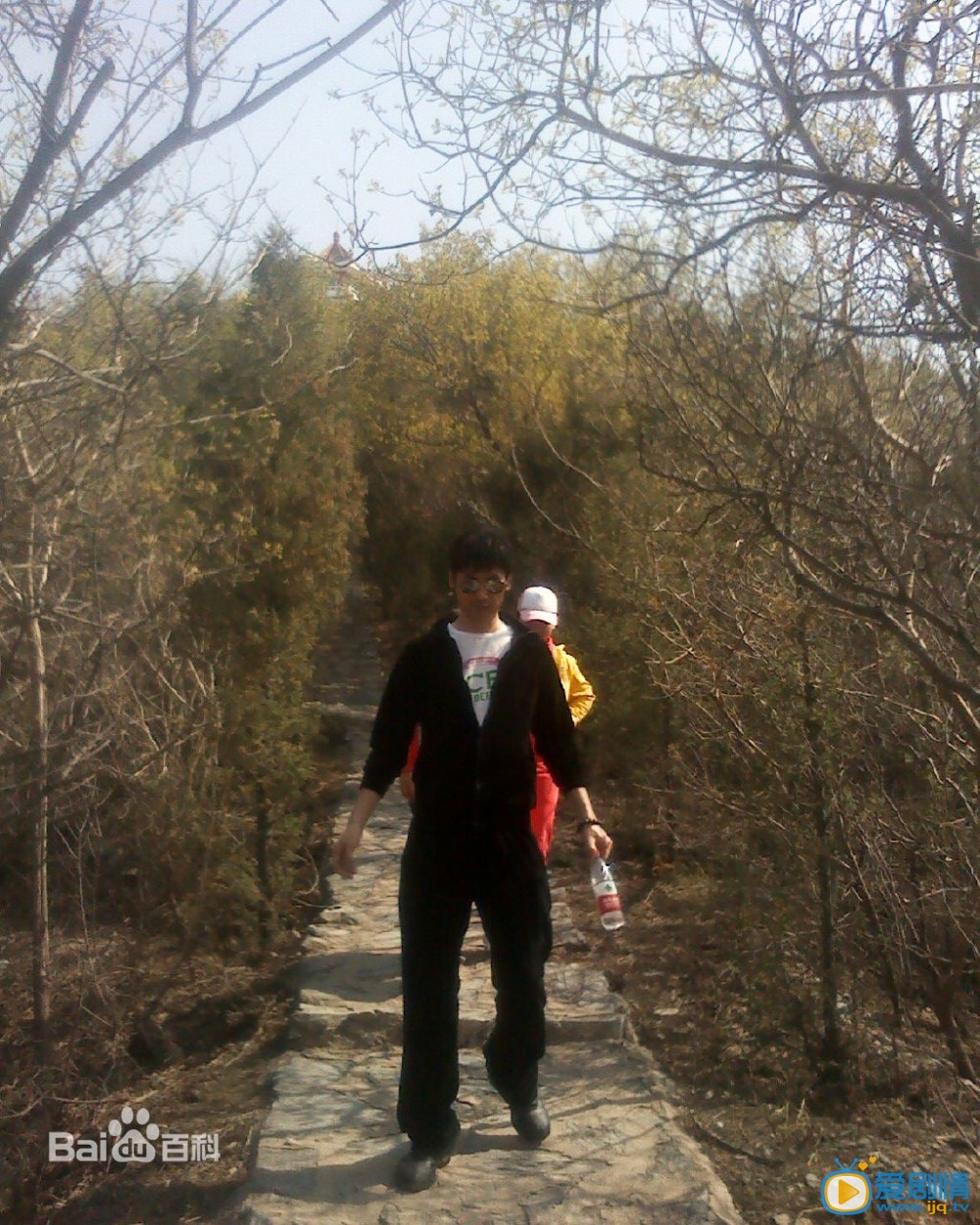 刘恩旭生活照
 刘恩旭高清写真_刘恩旭高清剧照