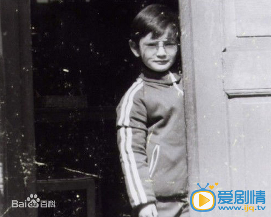 黄晓明童年照
 黄晓明高清写真_黄晓明高清剧照