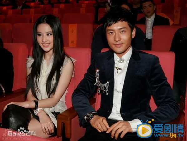 黄晓明和女艺人合照
 黄晓明高清写真_黄晓明高清剧照