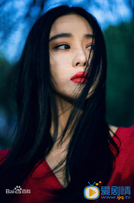 张馨予高清写真照片