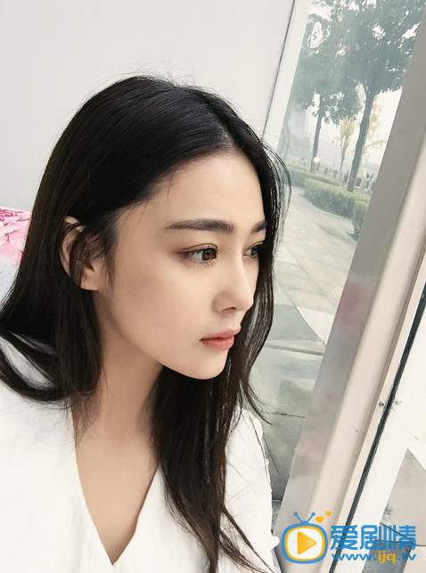 张馨予素颜照
 张馨予高清写真_张馨予高清剧照