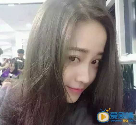 郑湫泓自拍生活
 郑湫泓高清写真_郑湫泓高清剧照