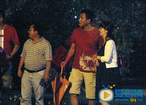 胡军胡军与家人
 胡军高清写真_胡军高清剧照