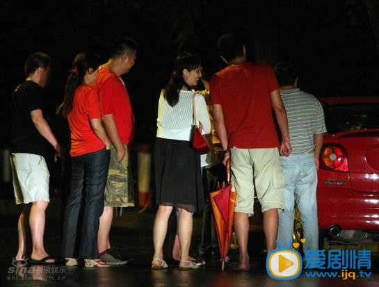 胡军胡军与家人
 胡军高清写真_胡军高清剧照