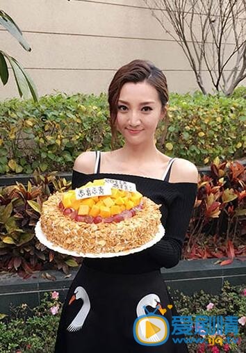 郑雅文生活照
 郑雅文高清写真_郑雅文高清剧照