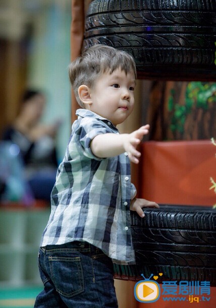 嗯哼写真
 嗯哼高清写真_嗯哼高清剧照