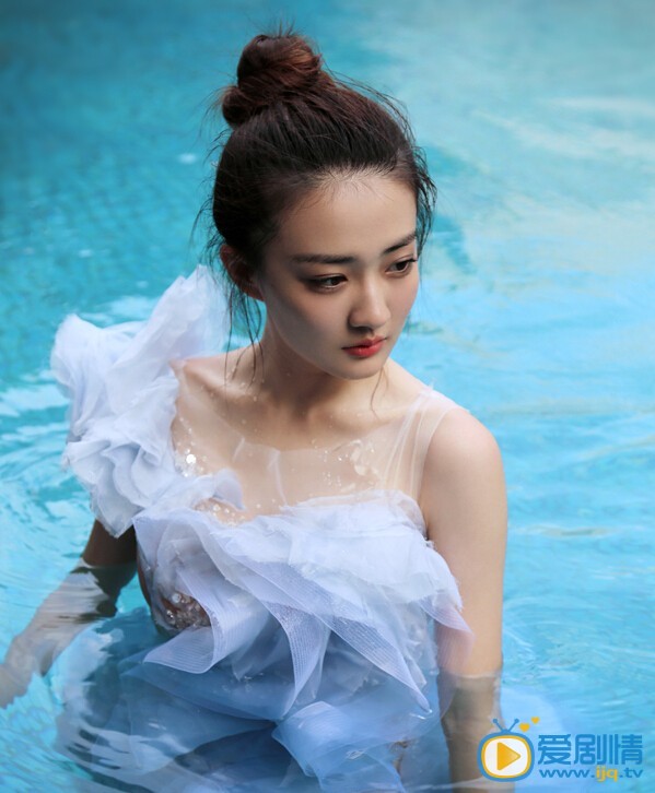 徐璐水中性感写真
 徐璐高清写真_徐璐高清剧照