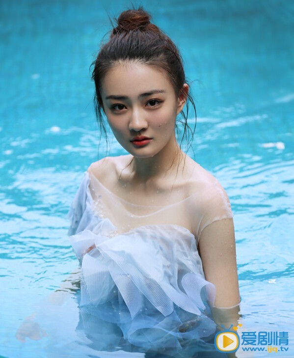 徐璐水中性感写真
 徐璐高清写真_徐璐高清剧照