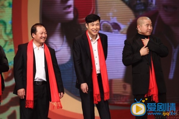 唐鉴军演出照
 唐鉴军高清写真_唐鉴军高清剧照
