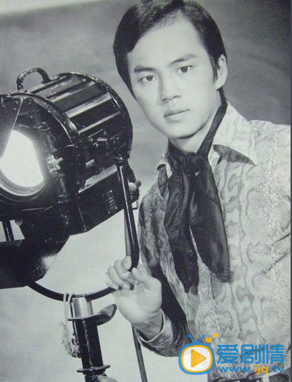狄龙早期写真
 狄龙高清写真_狄龙高清剧照