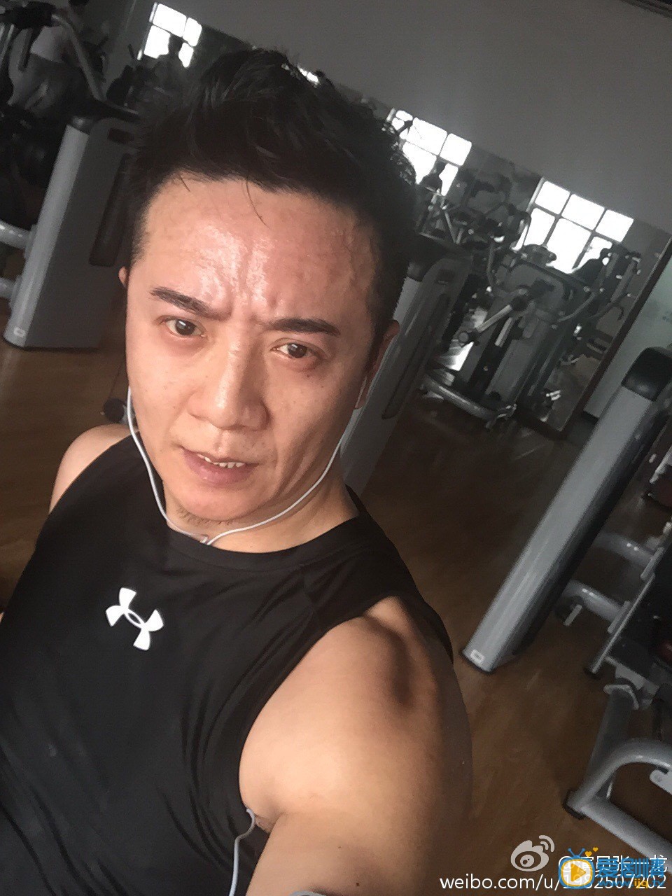 张一龙健身照
 张一龙高清写真_张一龙高清剧照
