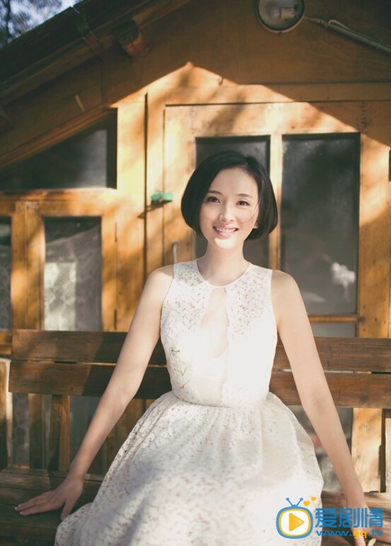 李依玲春日清新写真
 李依玲高清写真_李依玲高清剧照