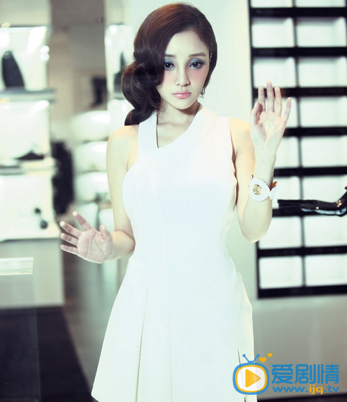 李小璐图片写真
 李小璐高清写真_李小璐高清剧照