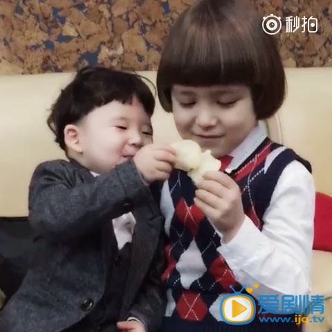 莱昂《闪亮的爸爸》剧照
 莱昂高清写真_莱昂高清剧照