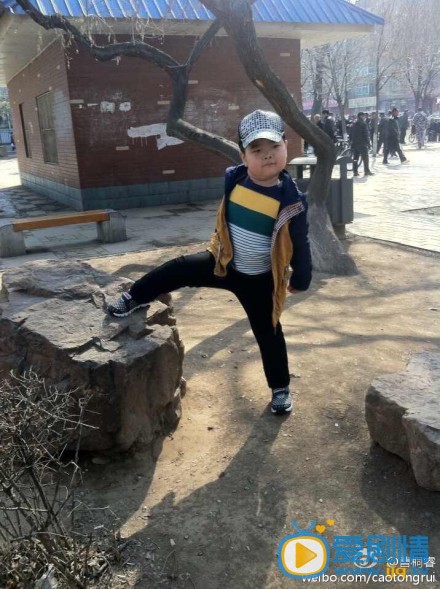 曹桐睿生活照
 曹桐睿高清写真_曹桐睿高清剧照