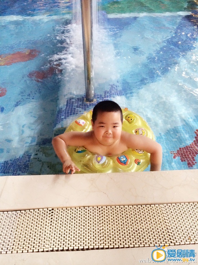 曹桐睿生活照
 曹桐睿高清写真_曹桐睿高清剧照