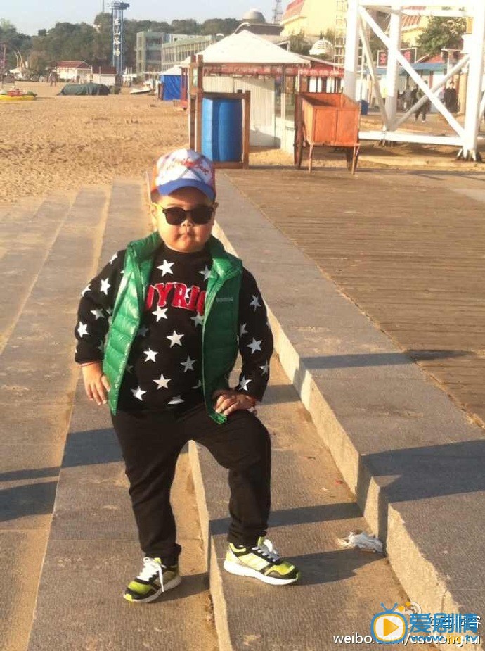 曹桐睿生活照
 曹桐睿高清写真_曹桐睿高清剧照