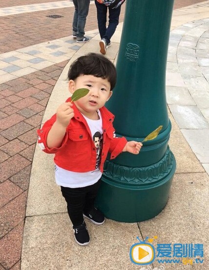 武艺博生活照
 武艺博高清写真_武艺博高清剧照