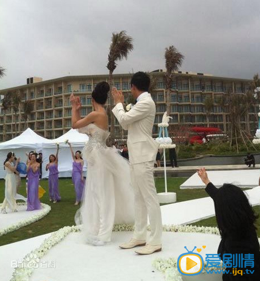 汪小菲结婚照
 汪小菲高清写真_汪小菲高清剧照