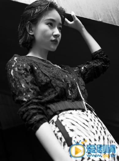 焦俊艳短发帅气照
 焦俊艳高清写真_焦俊艳高清剧照
