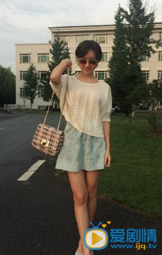 焦俊艳生活照
 焦俊艳高清写真_焦俊艳高清剧照
