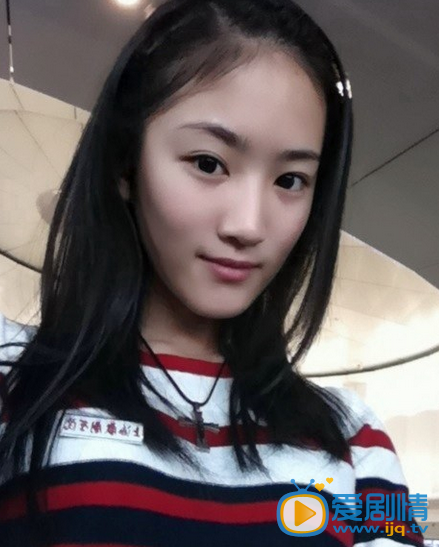 黄诗佳生活自拍
 黄诗佳高清写真_黄诗佳高清剧照