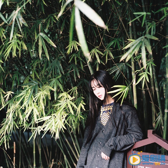 蒋依杉写真
 蒋依杉高清写真_蒋依杉高清剧照
