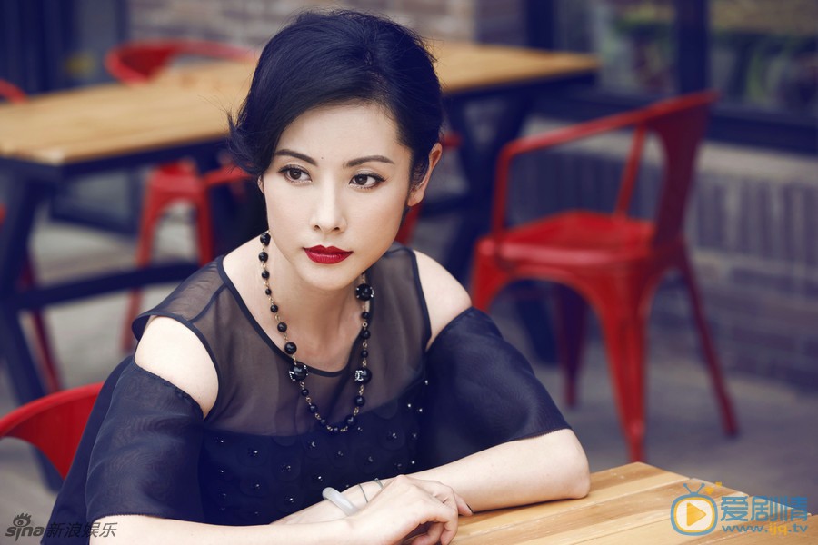 杨明娜冷艳写真
 杨明娜高清写真_杨明娜高清剧照
