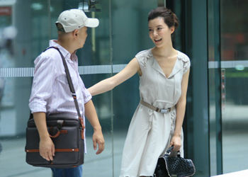 车晓《男大当婚》剧照
 车晓高清写真_车晓高清剧照