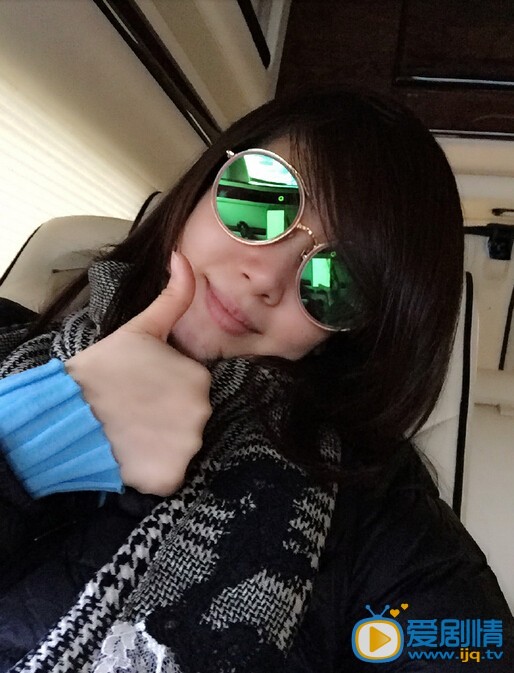 左小青生活照
 左小青高清写真_左小青高清剧照
