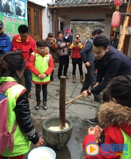 戴向宇活动照
 戴向宇高清写真_戴向宇高清剧照