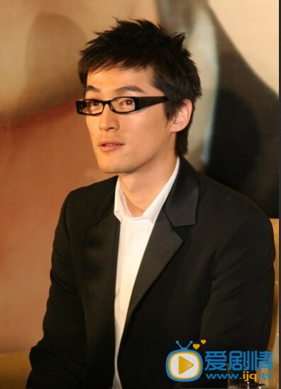 胡歌2007年活动照
 胡歌高清写真_胡歌高清剧照