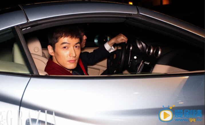 胡歌2011年活动照
 胡歌高清写真_胡歌高清剧照